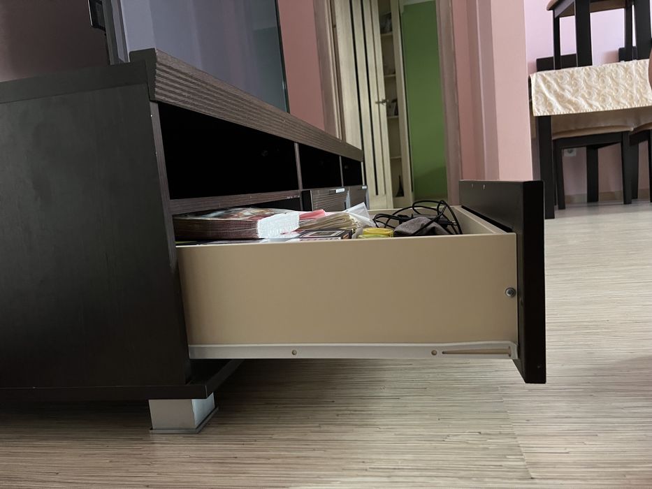 Тумба под телевизор