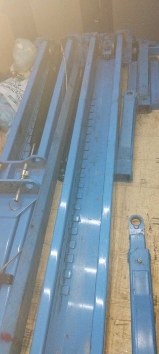 Подемник за автомобили 4 тонен