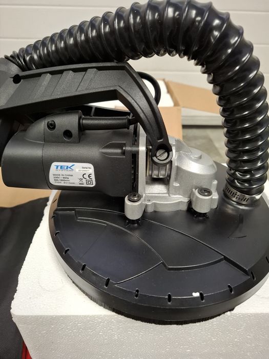 Girafa de slefuit glet profesională extensibila TeK System 710W ,3,5kg