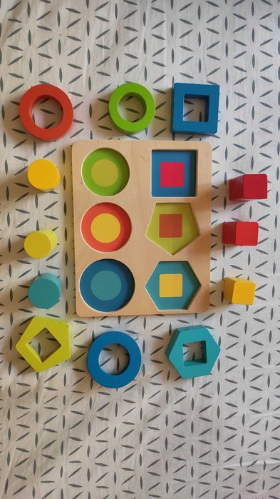 Дървени образователни играчки