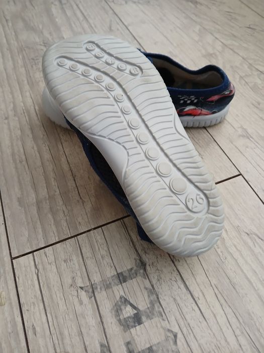 Пантофи 26 номер