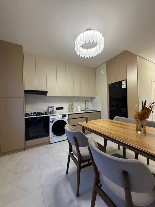 Квартира продается 2/6/10 на жк Baku Residence