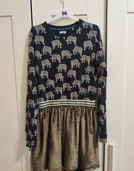 Платье на девочку 10-11 лет