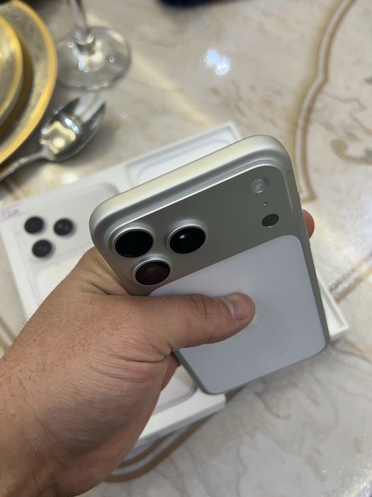 Iphone 17 pro max srochna