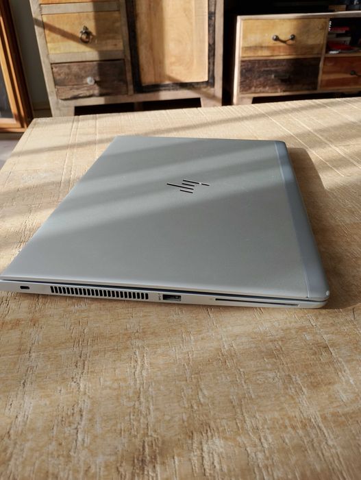 Лаптоп HP Elitebook 745 G5