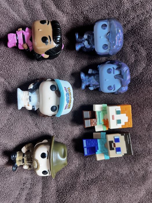 Kinder joy minecraft/stranger tings