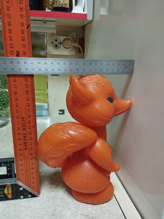 Игрушка из пластика (СССР) - Лиса