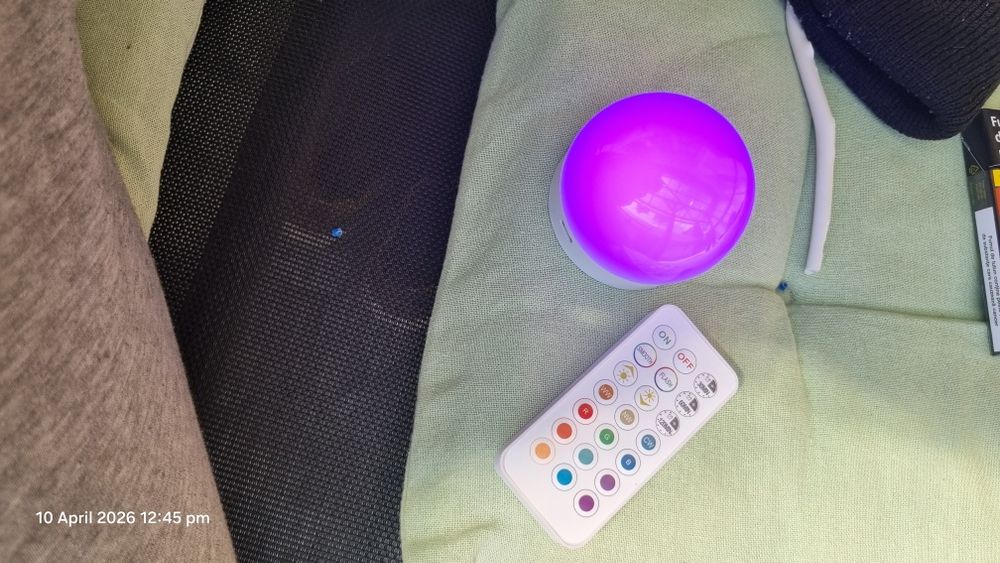 Lampa RGB de podea fara fir