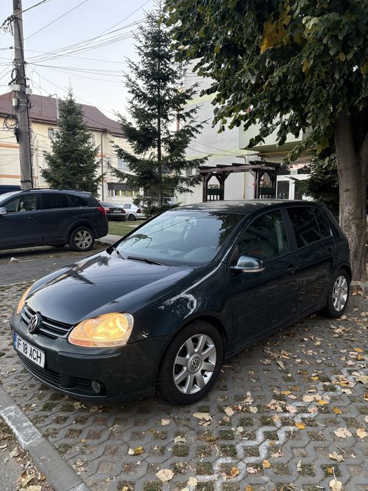 VW Golf 5 1.6 benzină + GPL
