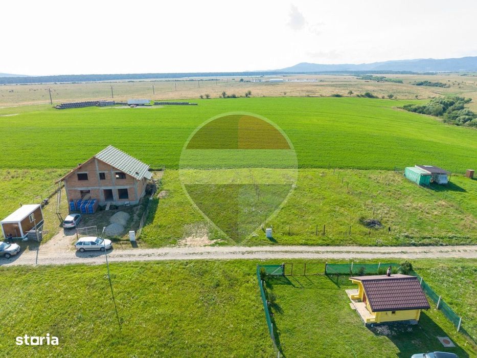 Teren intravilan de vanzare 1.100 mp