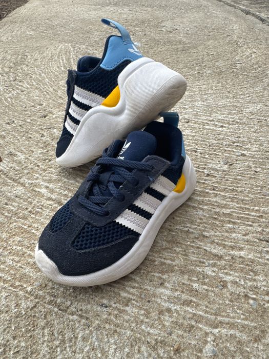 Детски обувки Adidas