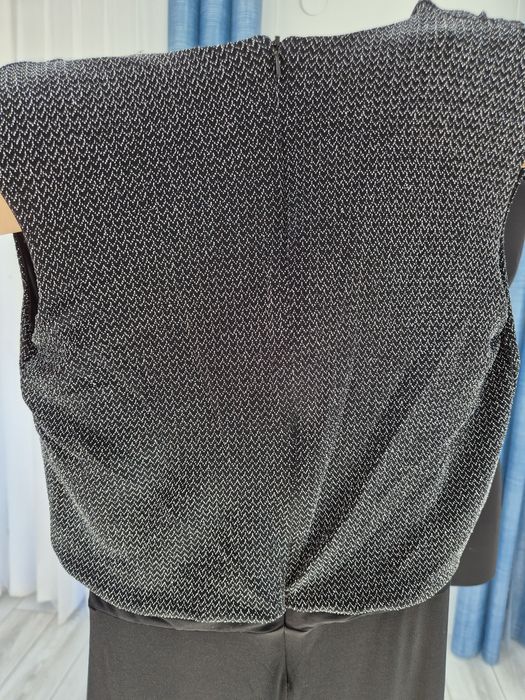 Ефектен дамски гащеризон в сребърен цвят