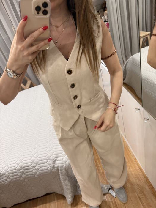 Сет- панталон и елек в размер “S”