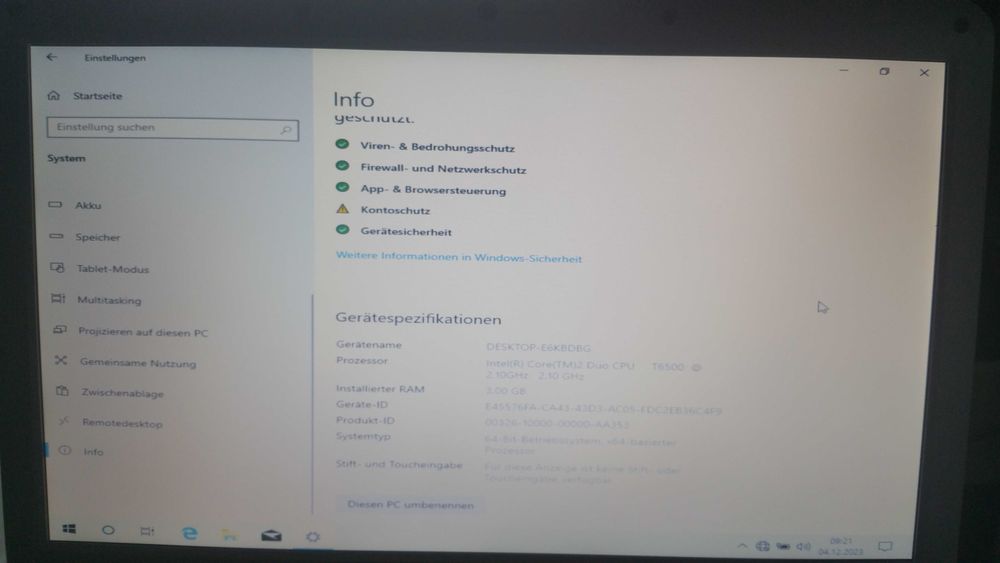 Лаптоп SAMSUNG-15 инча