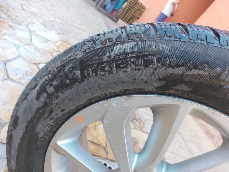 Anvelopa 225/60/17 + geanta