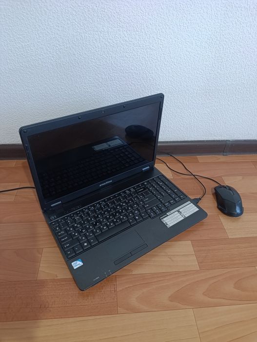 Ноутбук Emachines 500 Gb