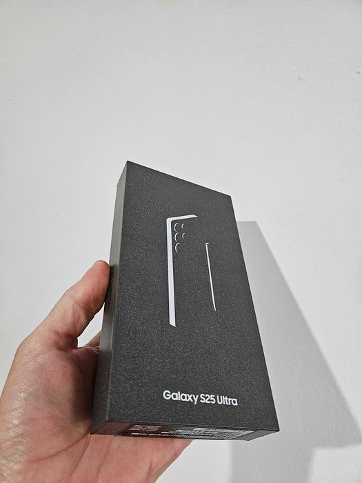 Samsung Galaxy S25 ultra 512 gb 12 gb nou la cutie.