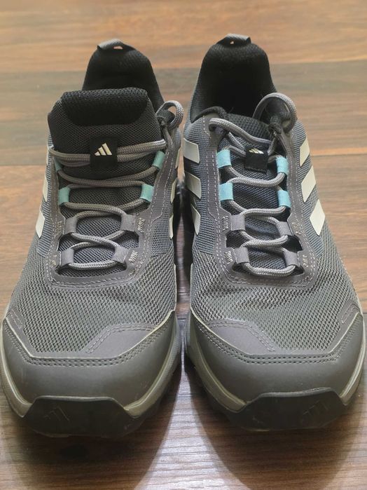 Туристически обувки