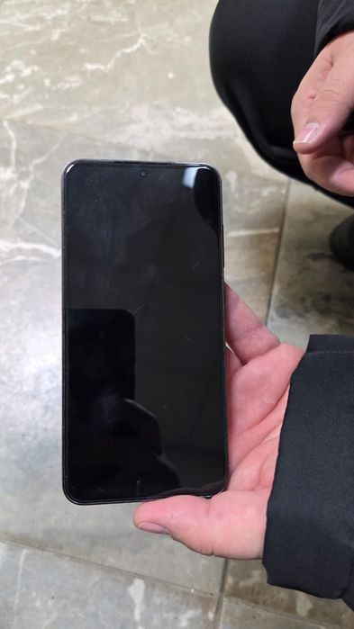 Самсунг s23 чёрный 256г