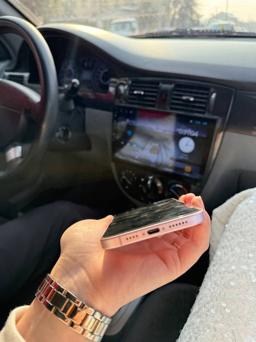 Iphone 15 Plus garanta bor