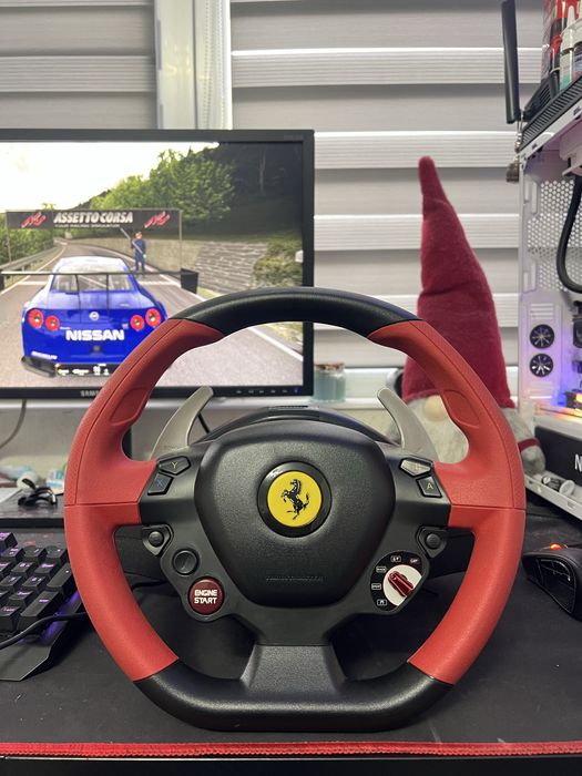 Thrustmaster ferrari 458 spider геймърски волан