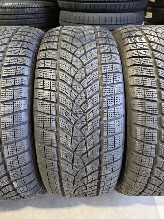 265/45/21 GOODYEAR 4бр