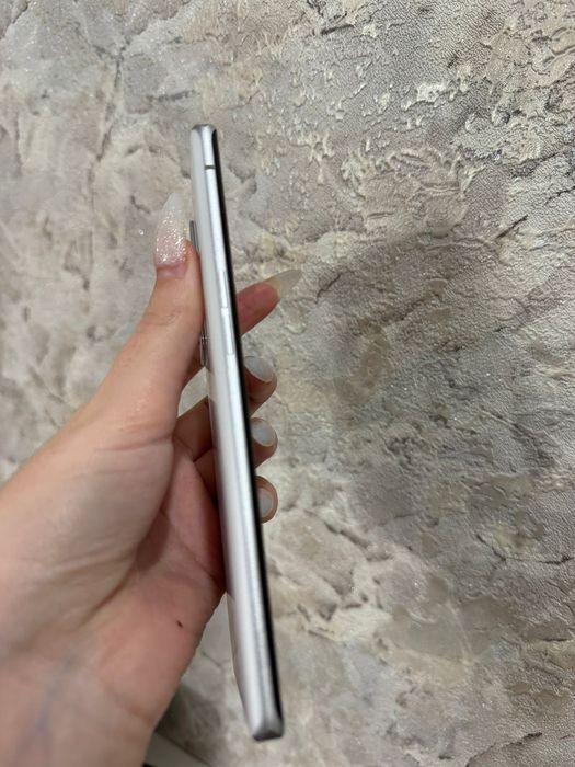 Продам телефон Realme Gt Master Explorer Edition