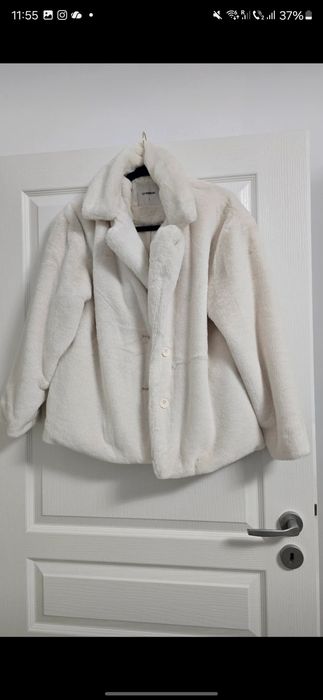 Jacketa pufoasa femei marimea S