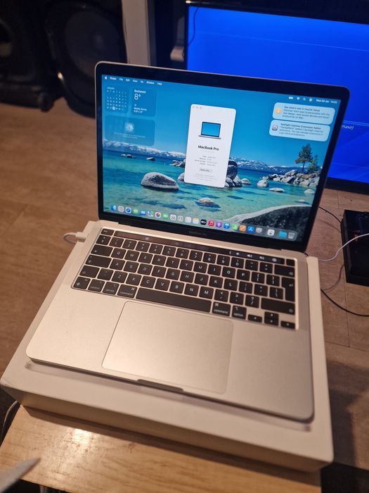 Laptop Apple Macbook Pro M2