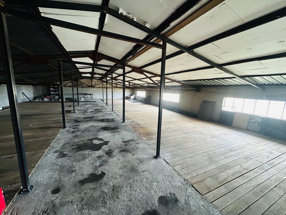 Spațiu de închiriat 242m2 albota