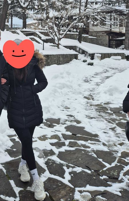 Дълго яке с естествен косъм на яката