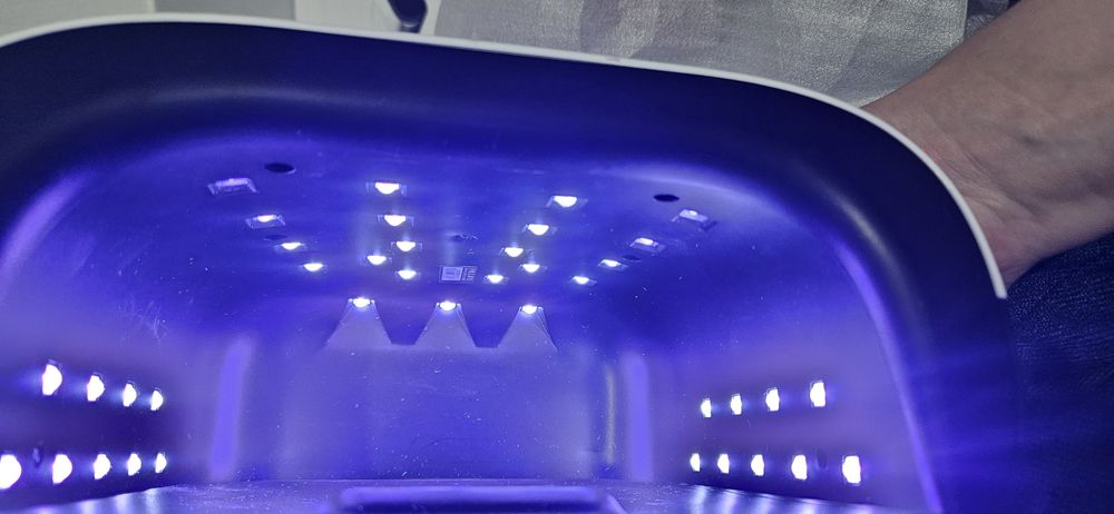 Лампа для маникюра