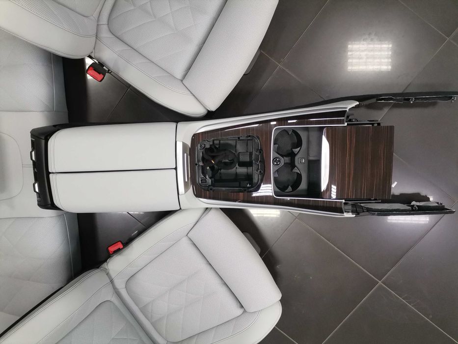 НОВ Спортен Кожен Салон Sensafin BMW X5 G05 X7 G07 Silverstone