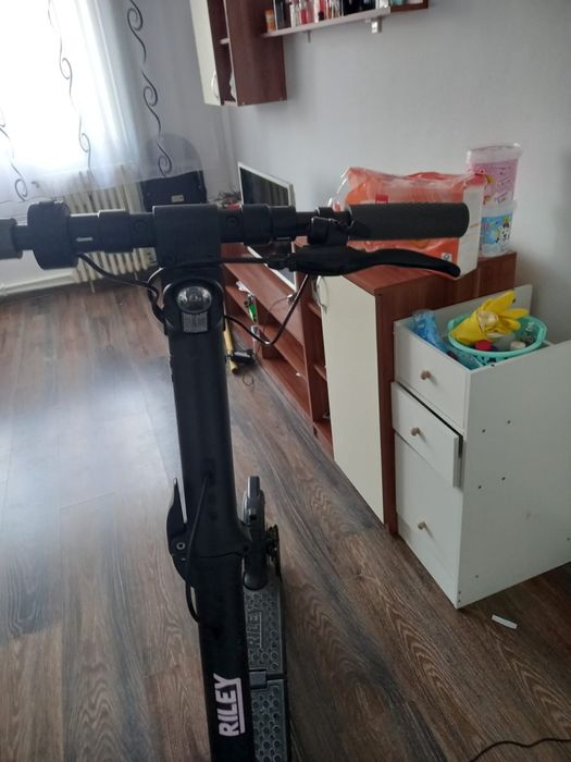 Trotinetă electrică RILEY RS3