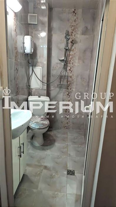 Дава се под наем Двустаен апартамент в Варна, Колхозен пазар - 45 кв.м за 357 € - Снимка #6