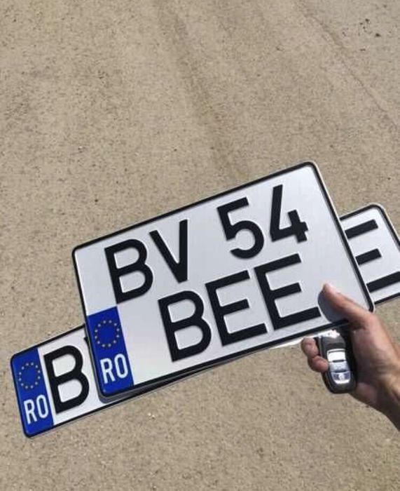 Placute auto ornamentale