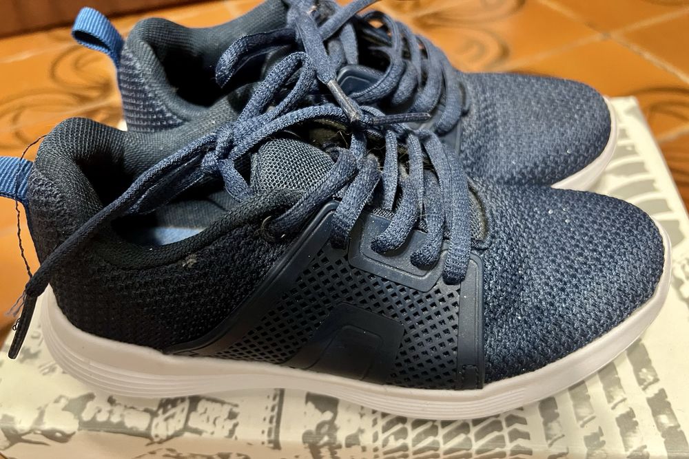 Pantofi sport, marimea 32