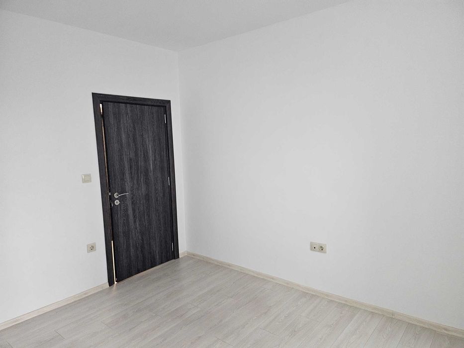 Продава се Тристаен апартамент в Варна, Трошево - 60 кв.м за 2332 €/кв.м - Снимка #6