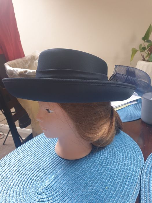 Pălărie pentru nunți bleu marin