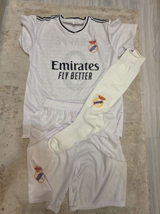 Echipament sportiv real madrid