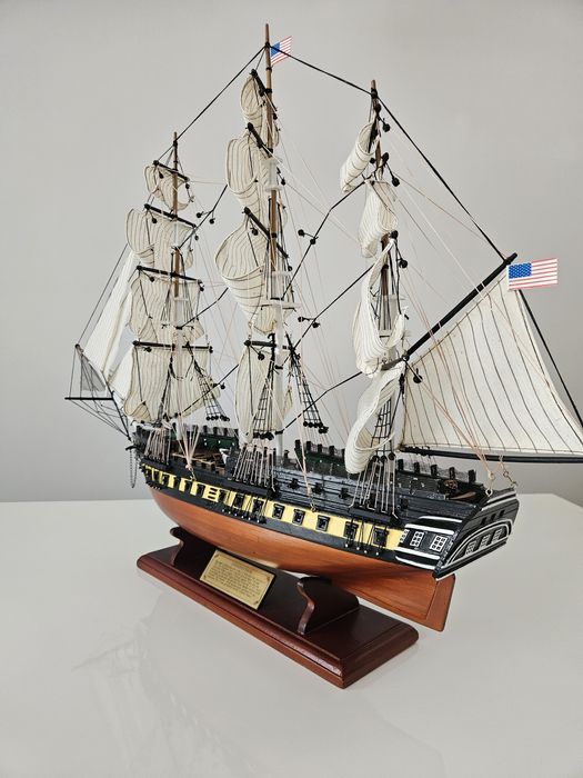 Макет на кораб  Конститюшън / Ship model Constitution