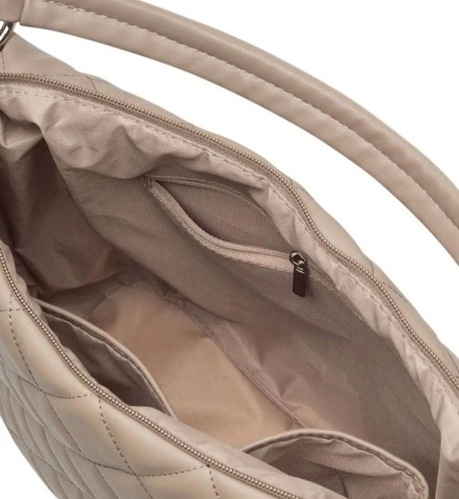 Сумка новая вместительная