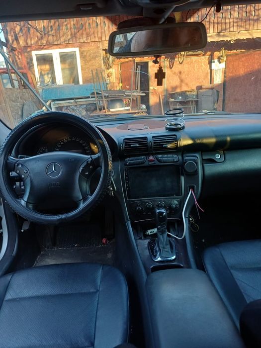 Mercedes c class w203