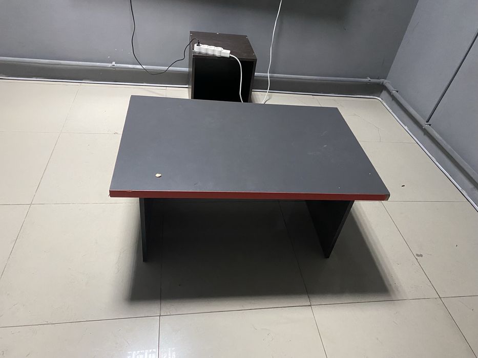 Журнальный стол ,