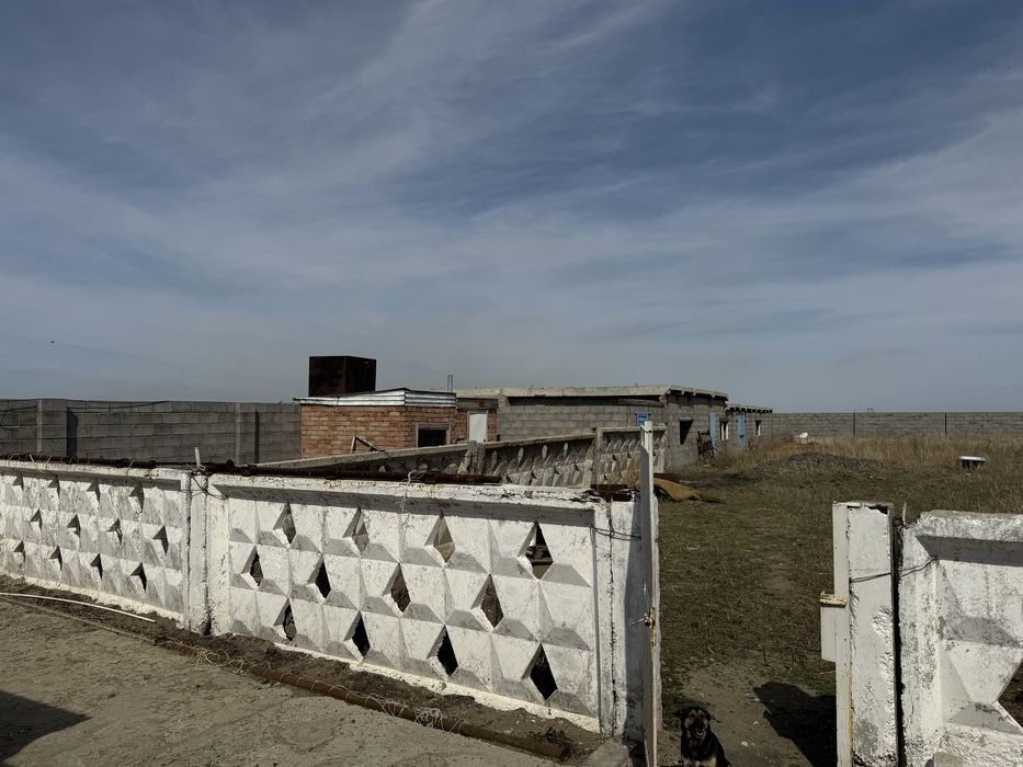 Продам базу недалеко от города.