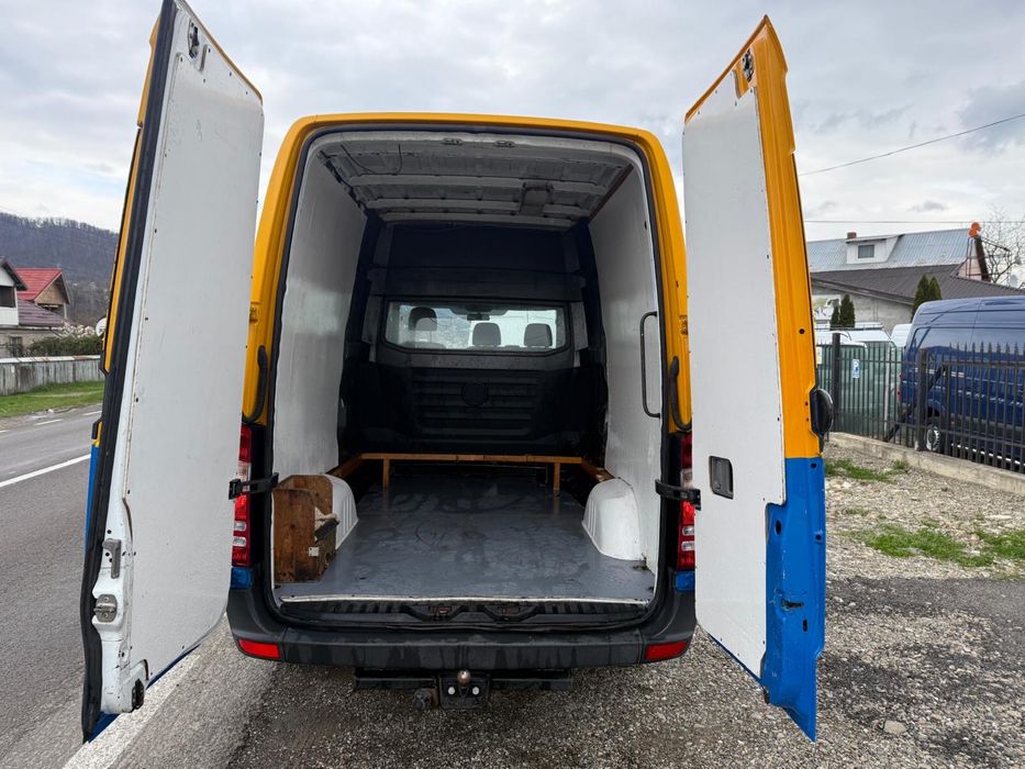 Mercedes Sprinter mixt cu 7 locuri