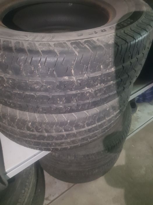 Продам 225 70 R15 C