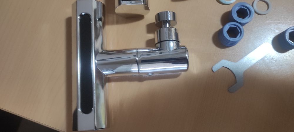 Рафтове за стена и други