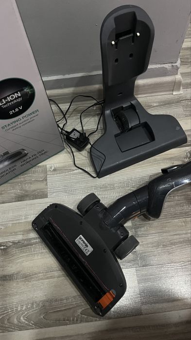 Вертикална безжична прахосмукачка Gorenje