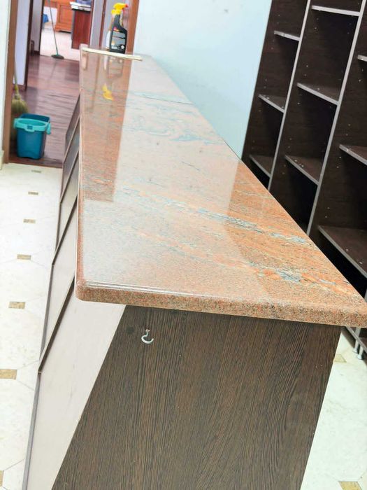 Set de mobiler pentru magaz, piese modulare, blat din granit